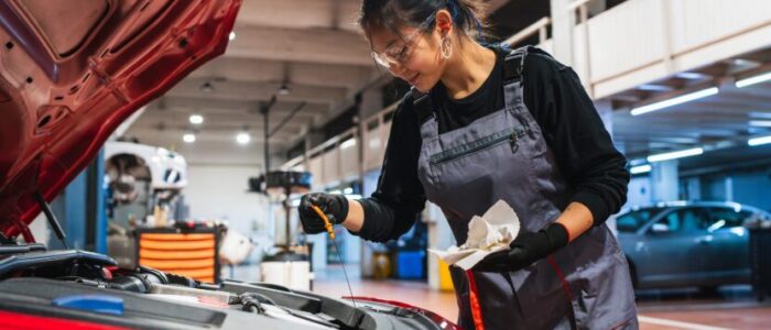 Is $100 an Hour Fair for Mechanic Labor?
